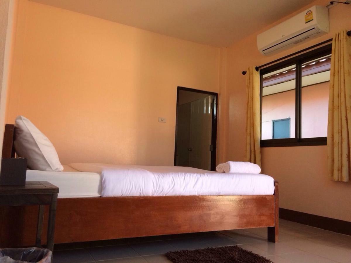 โพธิ์ทองริมทุ่ง Hotel ฝาง ภายนอก รูปภาพ
